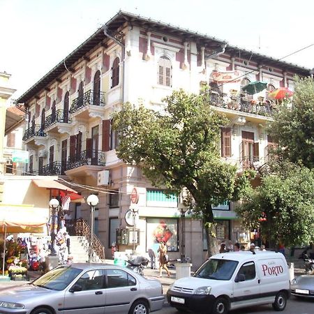 Green Market Apartment Opatija Bagian luar foto